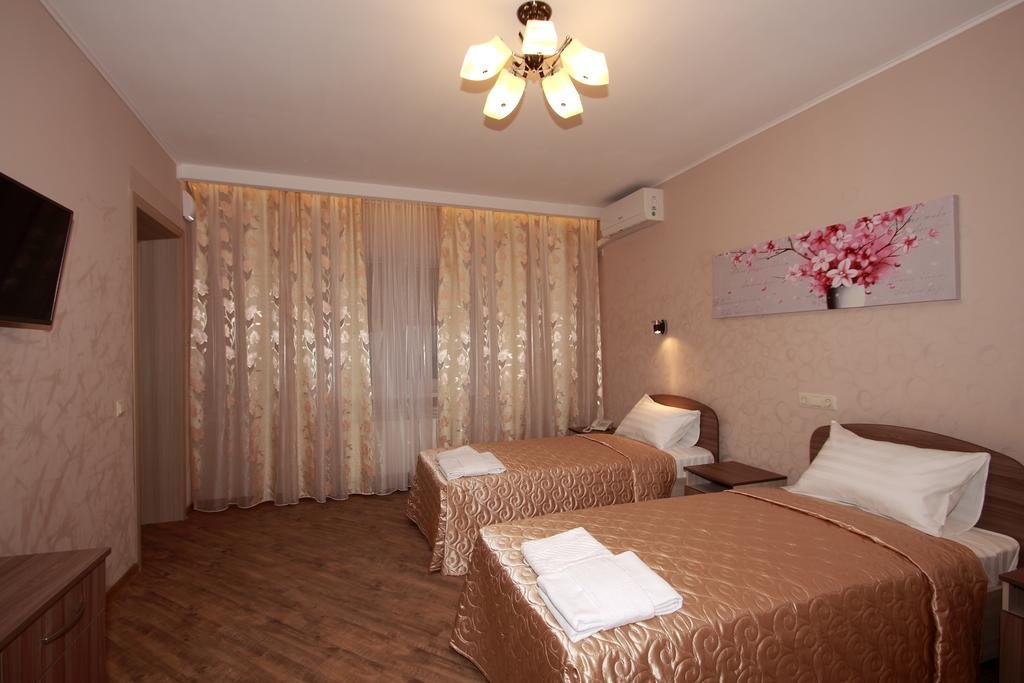 Апарт-отель London Apartment Hotel Новокуйбышевск